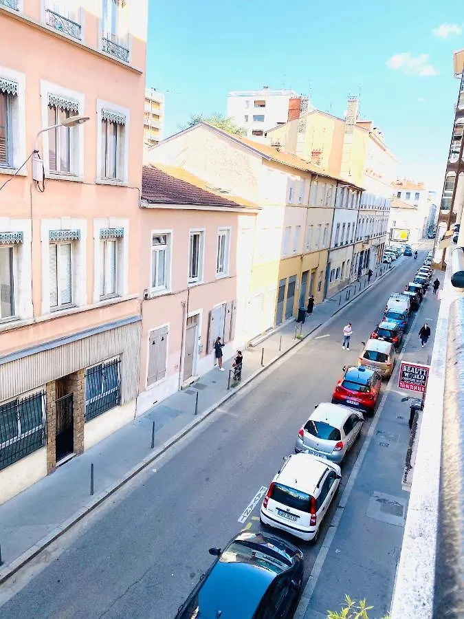 Studio MER gare part dieu Lyon Appartement